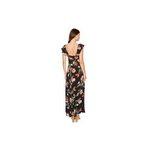 Astr Dresses - ASTR Florentina floral print flutter sleeve dress Astr Dresses - ASTR Florentina floral print flutter sleeve dress
